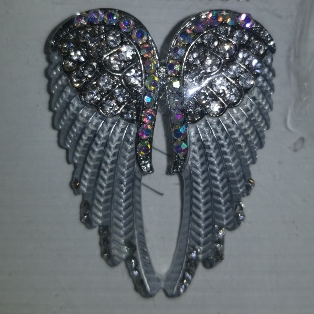 Brooch